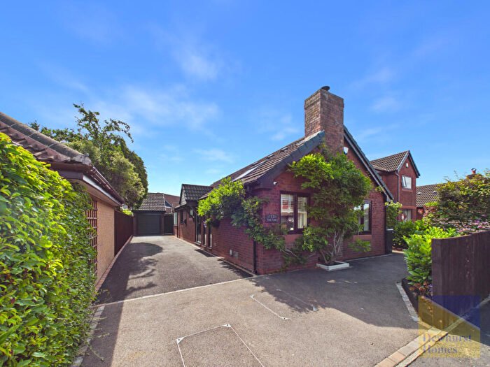 2 Bedroom Detached Bungalow For Sale In The Oaks, Walton-le-Dale, Lancashire, PR5