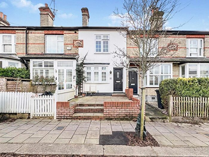 2 Bedroom Terraced House For Sale In Upper Paddock Road, Watford, WD19