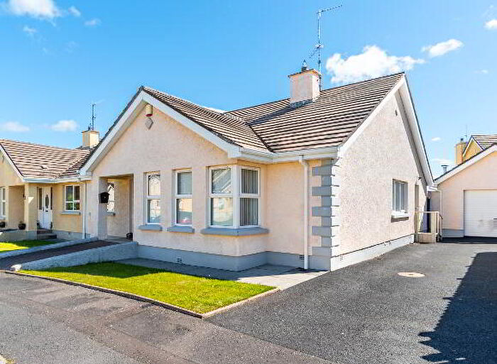 3 Bedroom Semi-detached Bungalows For Sale In Fox's Hill, Lurgan, BT67
