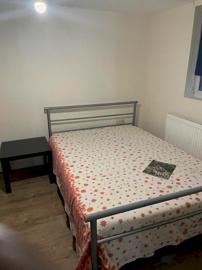 1 Bedroom Detached House To Rent In Ross Close, Hayes UB3