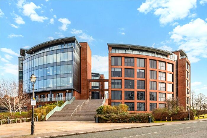 2 Bedroom Apartment For Sale In Nuns Road, Chester, Cheshire, CH1
