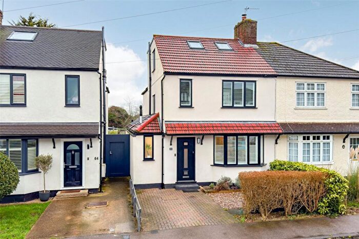 4 Bedroom Semi Detached House For Sale In Linden Crescent, St. Albans, Hertfordshire, AL1