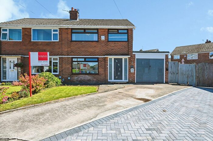 3 Bedroom Semi Detached House For Sale In Haslemere Drive, Penketh, Warrington, Cheshire, WA5