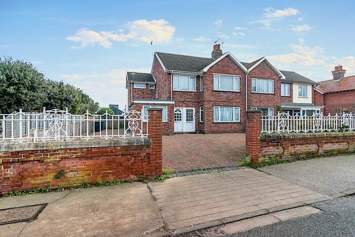 2 Bedroom Apartment To Rent In Corton Road, Lowestoft, NR32