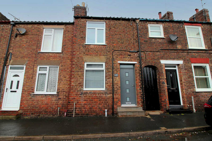 2 Bedroom Terraced House To Rent In Gibson Street, Driffield, YO25