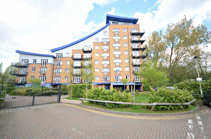 2 Bedroom Flat To Rent In Luscinia View, Napier Road, Reading, RG1