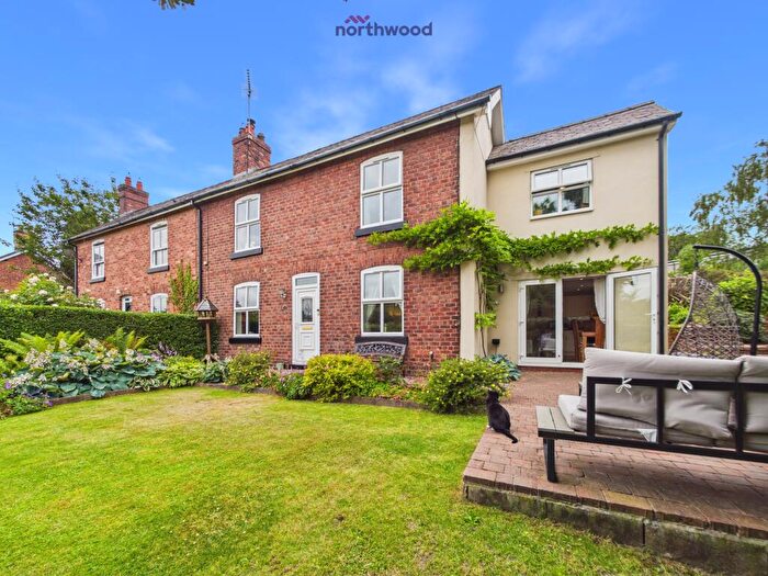 4 Bedroom Semi Detached House For Sale In Coed Y Felin Road, Brymbo, Wrexham, LL11