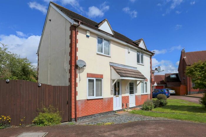 2 Bedroom Semi-Detached House To Rent In Trefoil Close, Hamilton, Leicester, LE5