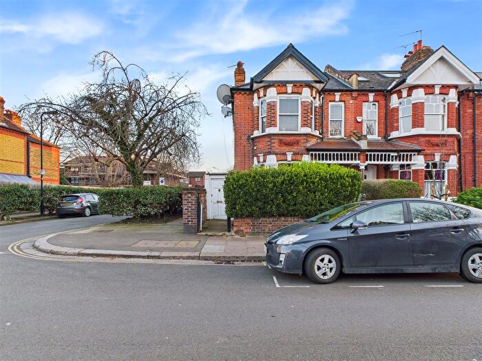 1 Bedroom Flat To Rent In Valetta Road, London, W3