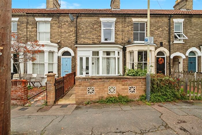 2 Bedroom Terraced House For Sale In Gloucester Street, Norwich, NR2