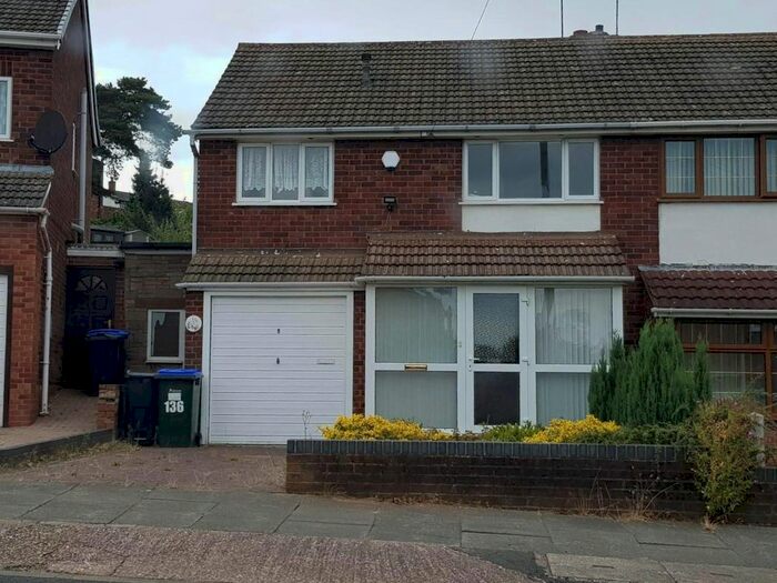 3 Bedroom Property To Rent In Stanton Road, Great Barr, Birmingham B43