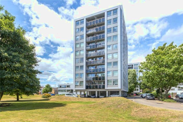 2 Bedroom Apartment To Rent In Wellington Close, Walton-on-Thames, Surrey, KT12
