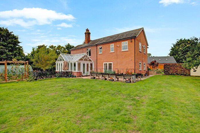 5 Bedroom Detached House For Sale In Oak Road, Halstead, CO9