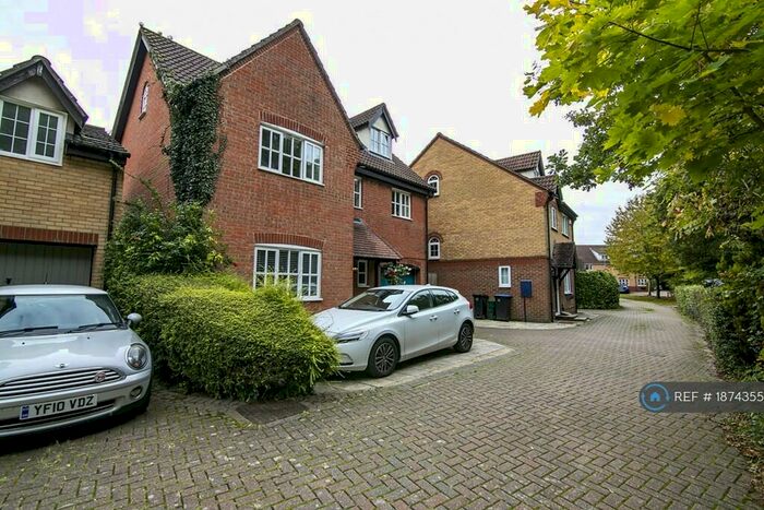 5 Bedroom Detached House To Rent In Denby Grange, Harlow, CM17