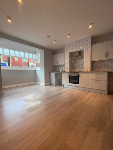 1 Bedroom Flat To Rent In Harpur Street, Bedford, MK40