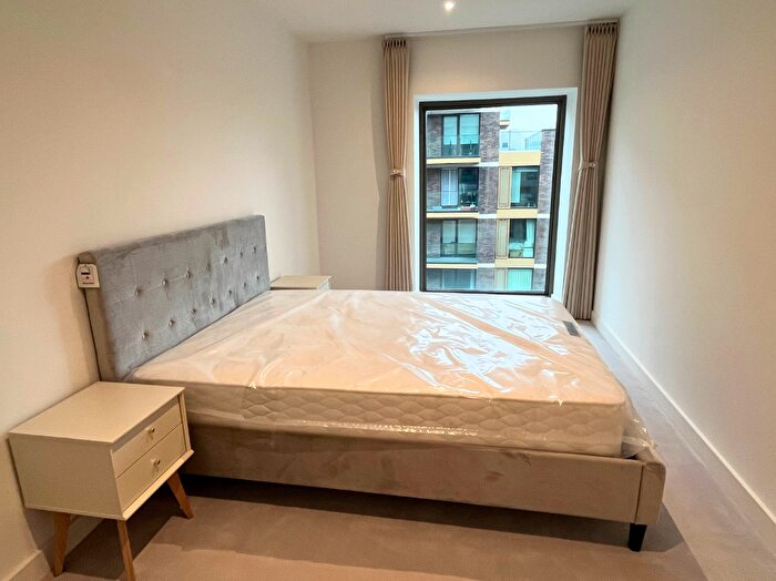 2 Bedroom Apartment To Rent In Royal Crest Avenue, London, E16