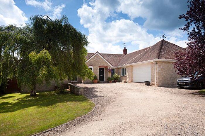 3 Bedroom Detached House For Sale In Holt Lane, Teffont Evias, SP3