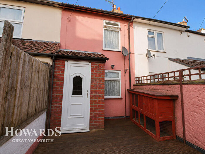 2 Bedroom Terraced House For Sale In Old Wellington Place, Great Yarmouth, NR30