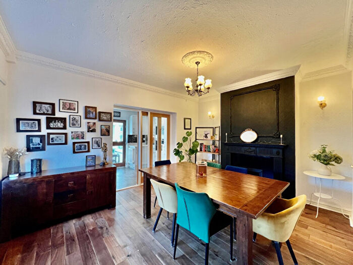 2 Bedroom Semi-Detached House For Sale In Queensway, Gawber, S75