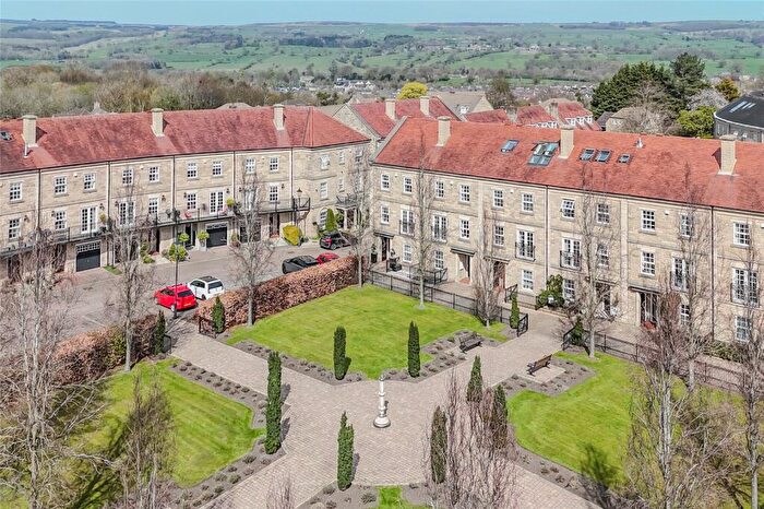 5 Bedroom Terraced House For Sale In Scalebor Square, Burley In Wharfedale, Ilkley, LS29
