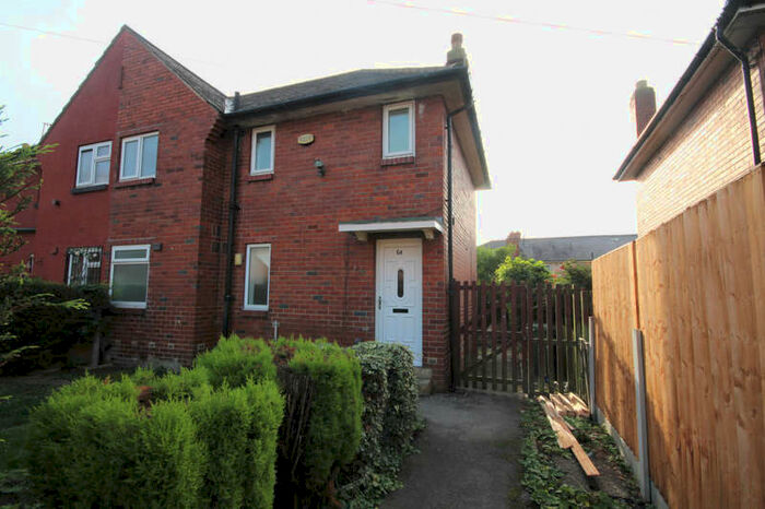 3 Bedroom Semi-Detached House To Rent In Torre Hill Harehills, Leeds, LS9