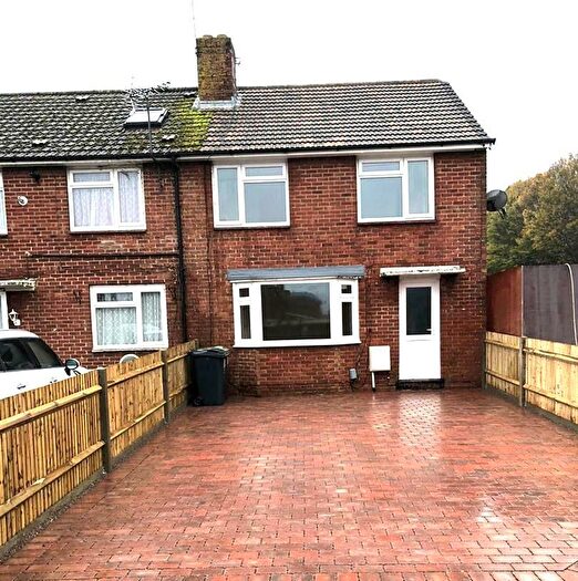 2 Bedroom End Of Terrace House To Rent In Somborne Drive, Havant, PO9