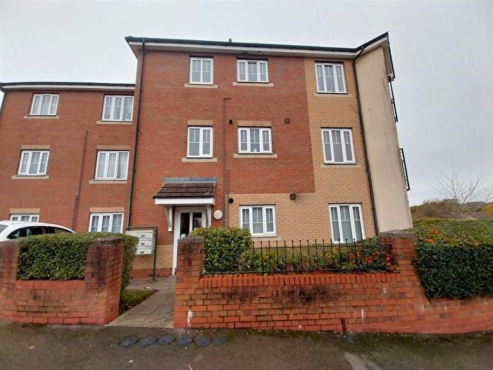 2 Bedroom Flat To Rent In Thurlestone Road, Longbridge, Birmingham, B31
