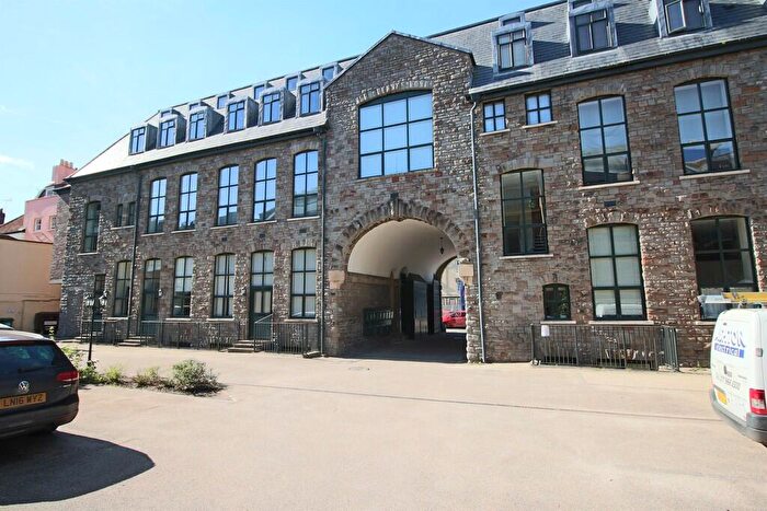 1 Bedroom Apartment To Rent In The Old Drill Hall, BS2