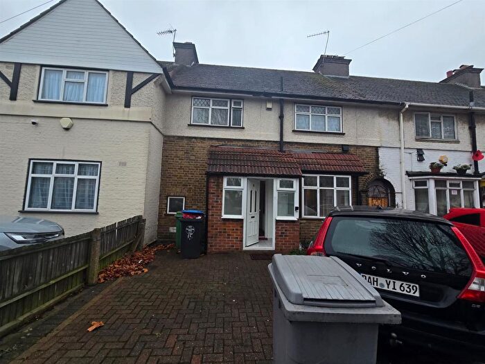 3 Bedroom Terraced House To Rent In Normans Mead, London, NW10