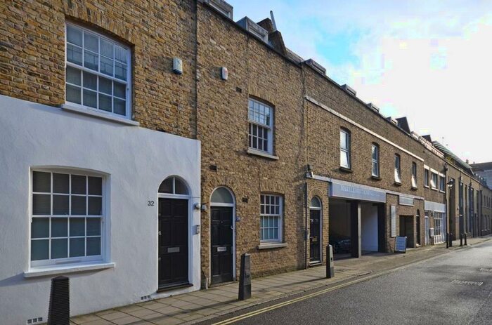 1 Bedroom Flat To Rent In Boston Place, Marylebone, NW1