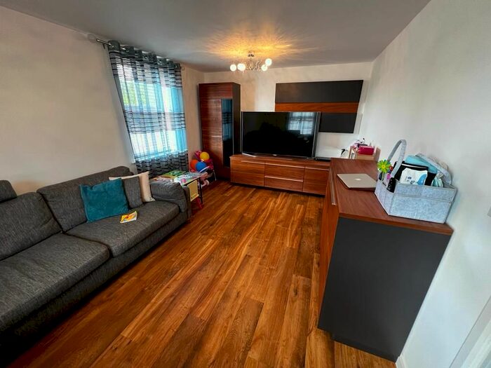 3 Bedroom Detached House To Rent In Isadora Lea, Coventry, CV3