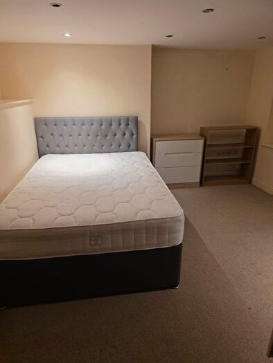 2 Bedroom Flat To Rent In Burford Road, Manchester, M16
