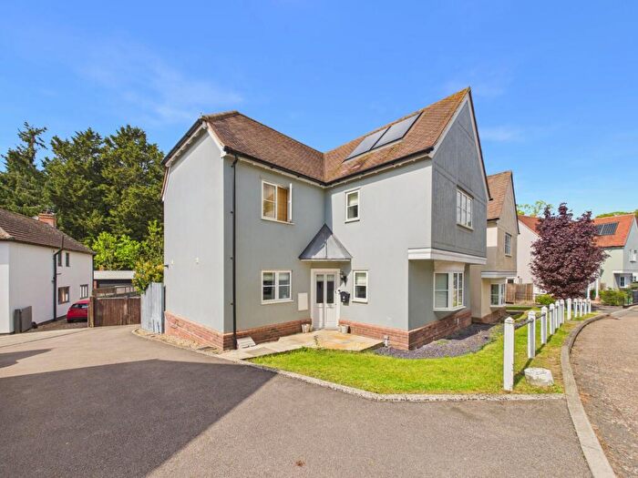 4 Bedroom Detached House For Sale In St Peters View, Sible Hedingham, Halstead, CO9