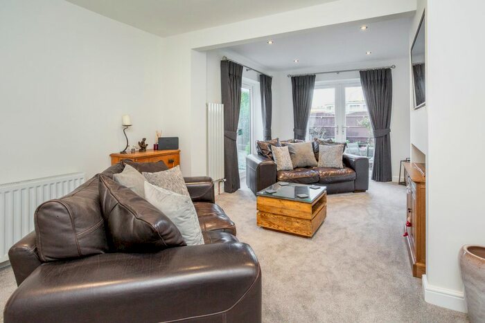 2 Bedroom Detached Bungalow For Sale In Appletree Drive, Hambleton, Selby, YO8