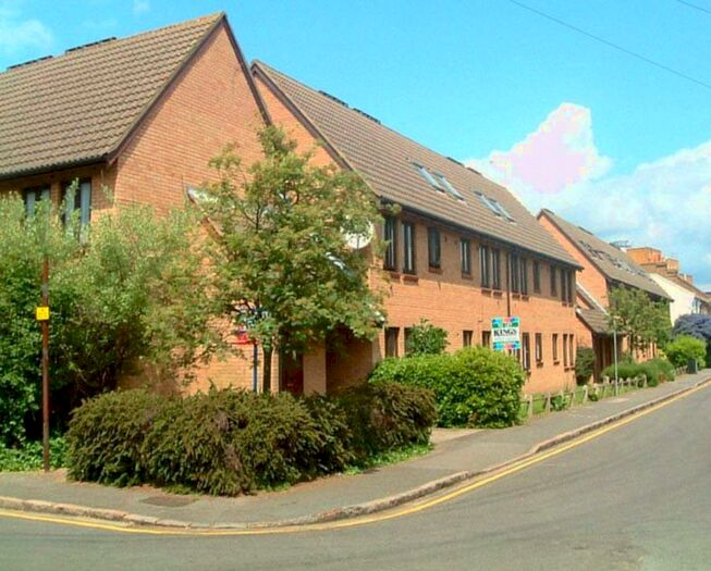 Studio To Rent In Town Centre, SL1