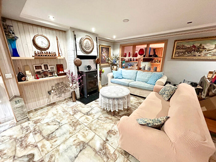 3 Bedroom House To Rent In Edinburgh Close, Rothwell, Kettering, NN14