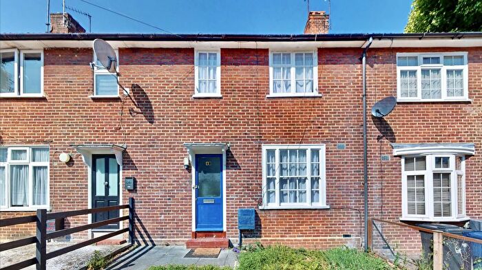 3 Bedroom Terraced House To Rent In Hillyard Road, Hanwell, W7