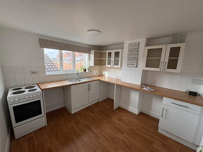 2 Bedroom Flat To Rent In High Street, Messingham, Scunthorpe, DN17