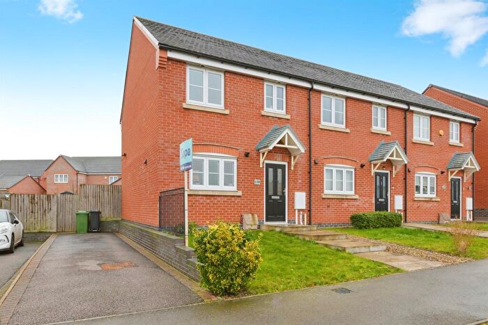 3 Bedroom Town House For Sale In Buxton Crescent, Broughton Astley, Leicester, LE9