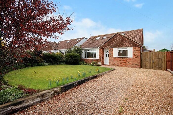 4 Bedroom Detached Bungalow To Rent In Palatine Road, Goring-by-sea, Worthing, BN12
