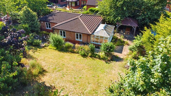 3 Bedroom Detached Bungalow For Sale In Mimosa Close, Northampton, NN3