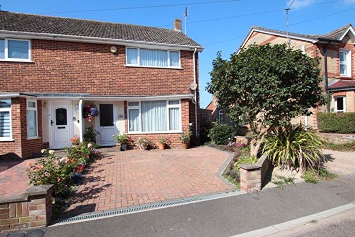 2 Bedroom Terraced House To Rent In Christchurch, BH23