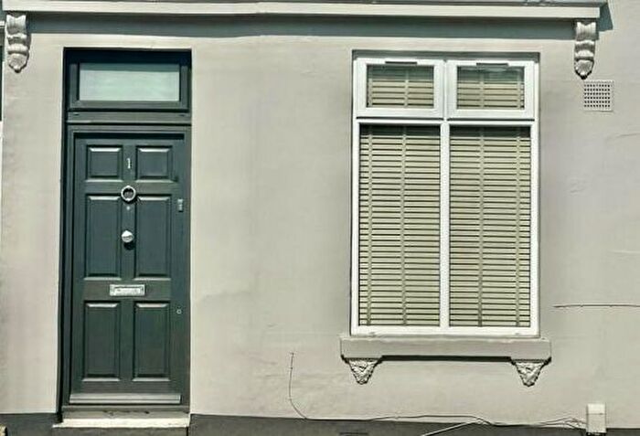 1 Bedroom Studio To Rent In Horn Street, Hythe, CT21