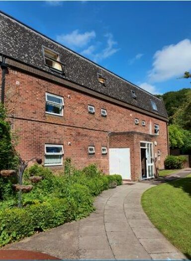 1 Bedroom Flat To Rent In Moyn Court, St Johns, GU21