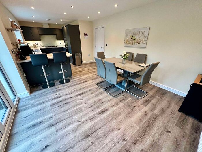 3 Bedroom Bungalow For Sale In Estuary Gardens, Thornton, FY5
