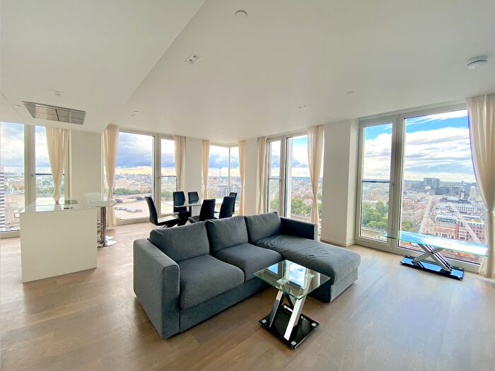 2 Bedroom Flat To Rent In Southbank Tower, Upper Ground, London, SE1