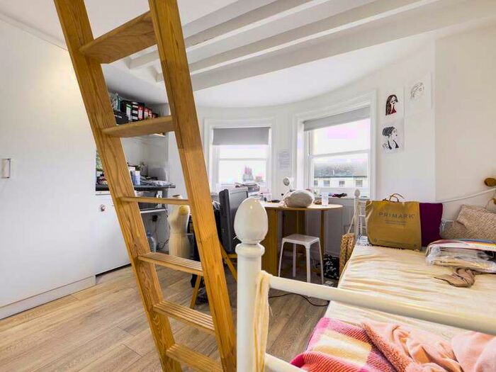 1 Bedroom Property To Rent In St James Street, Brighton, BN2