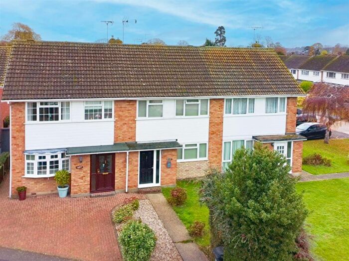 3 Bedroom Terraced House For Sale In Millfields, Writtle, Chelmsford, CM1