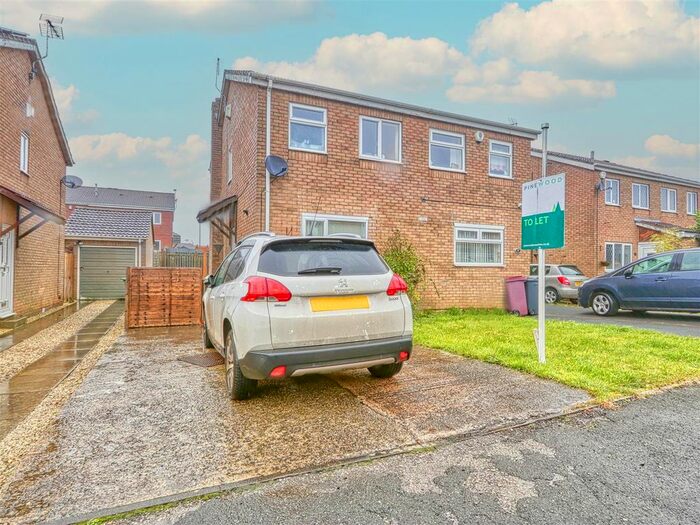 2 Bedroom Semi-Detached House To Rent In Meadow View, Holmewood, Chesterfield, Derbyshire, S42