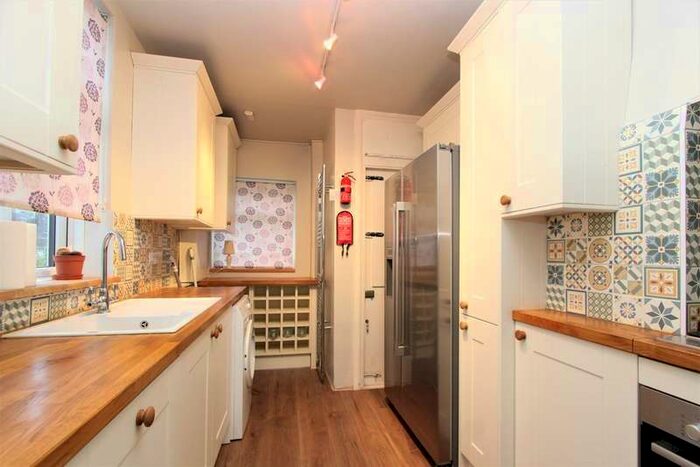 1 Bedroom Flat To Rent In Sutton Road, Muswell Hill, N10